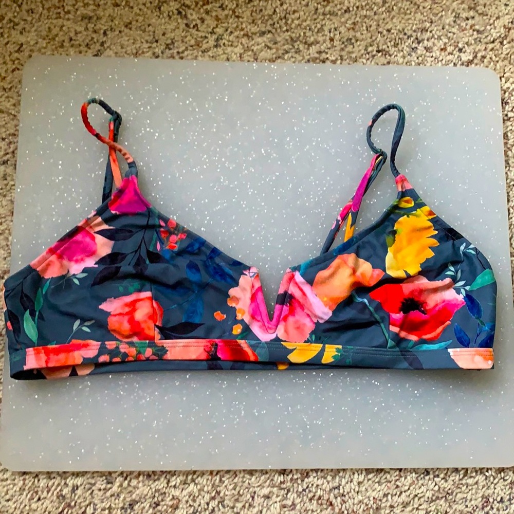 Bikini top